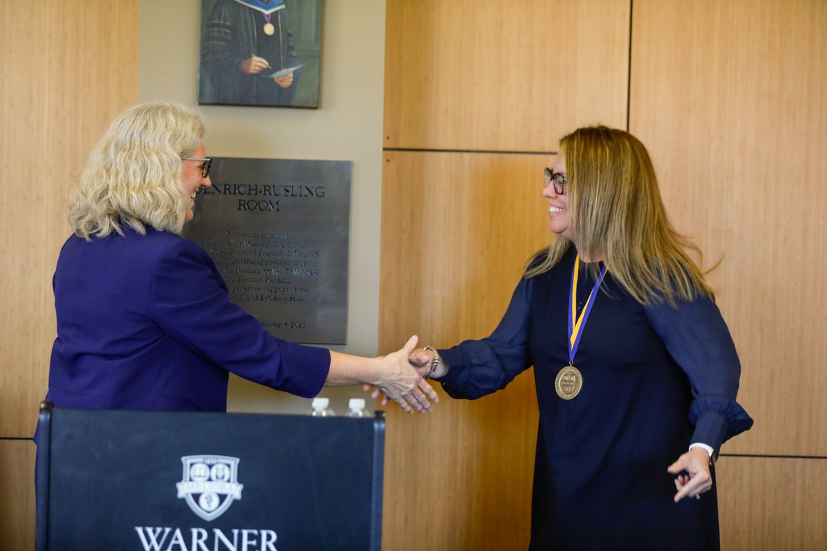 UofR_Warner's tweet photo. 🎉 Celebrating leadership!  The Warner community recently gathered to honor Melissa Sturge-Apple as she steps into her role as dean—marked by the presentation of the Dean’s Medal in recognition of her leadership and contributions to the field.

Read more: https://t.co/ktg4NPWB1V https://t.co/nBGS9s2T3n