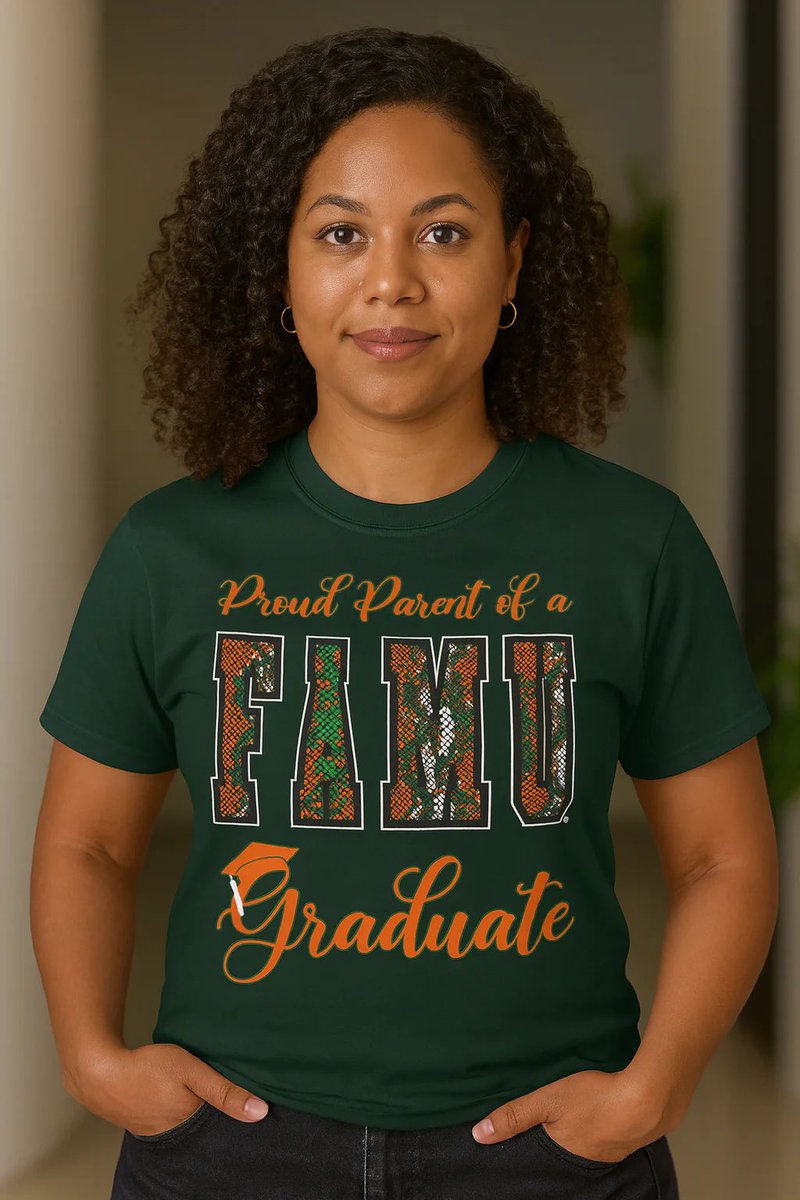 Realwordsapp's tweet image. Graduation season 🎓✨ Rep your grad the RIGHT way!

Proud parent of a FAMU alum or celebrating yourself? Real Words Apparel has you covered 💚🧡👩🏽‍🎓👨🏽‍🎓

Order now 👉🏽 realwordsapparel.com/collections/fa…

#GradSZN #FAMU #HBCU #Graduate