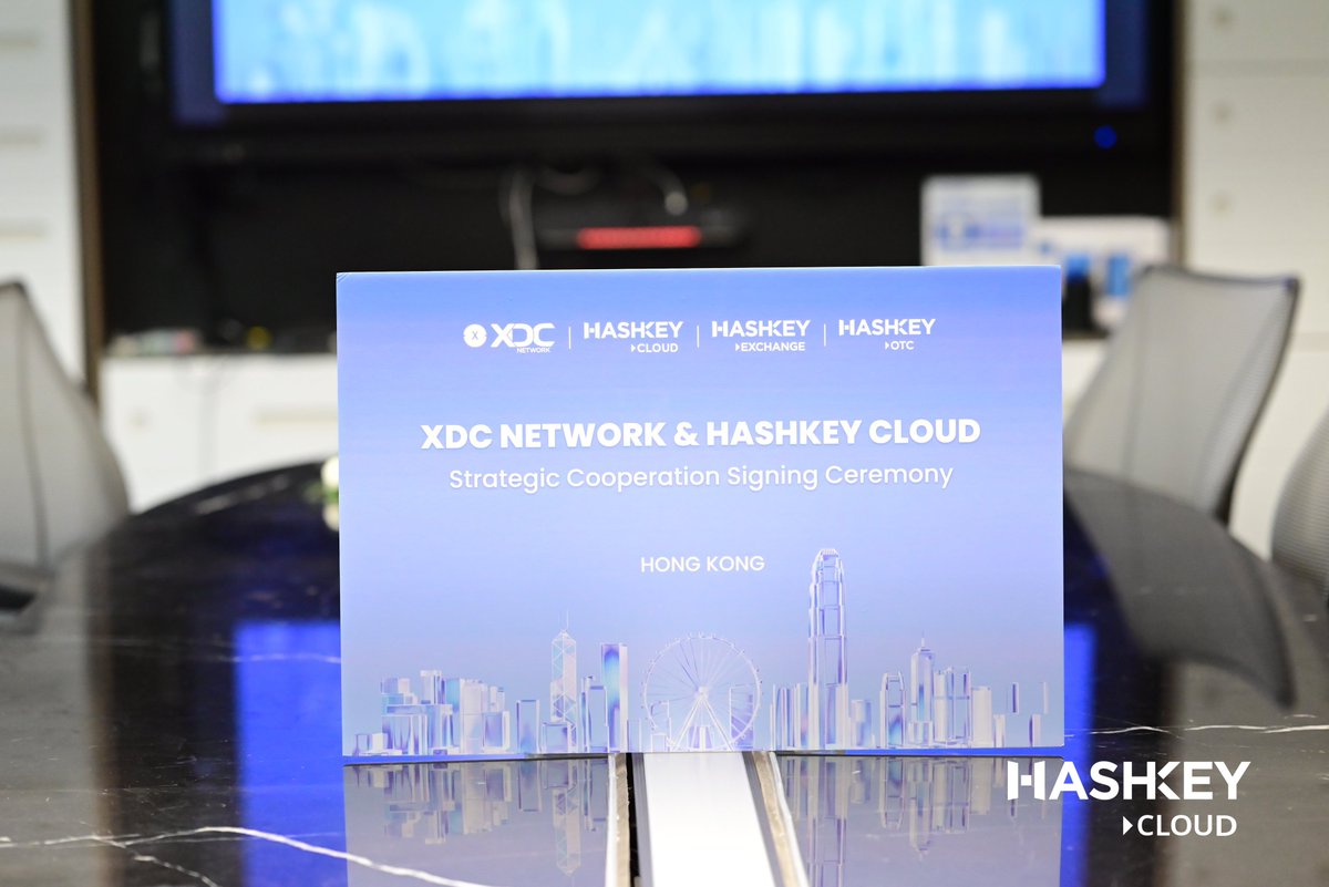 Jennifer davis tweet media