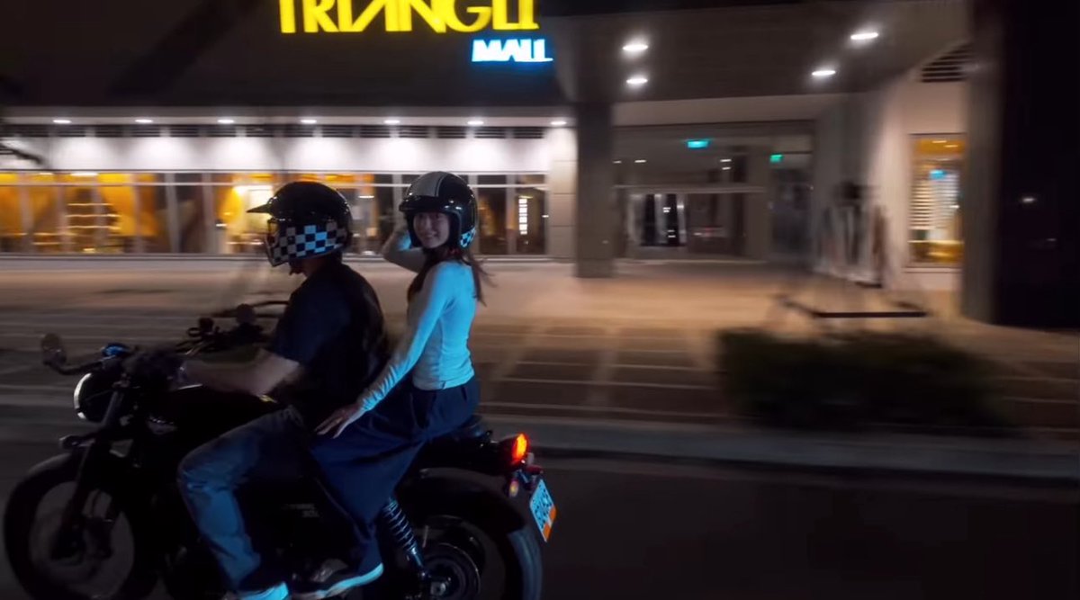 kowalerts's tweet image. ✅ Hiking in Tandem
✅ Riding in Tandem
Loving in Tandem 🔜

#JMFyang #FyangSmith #JMIbarra