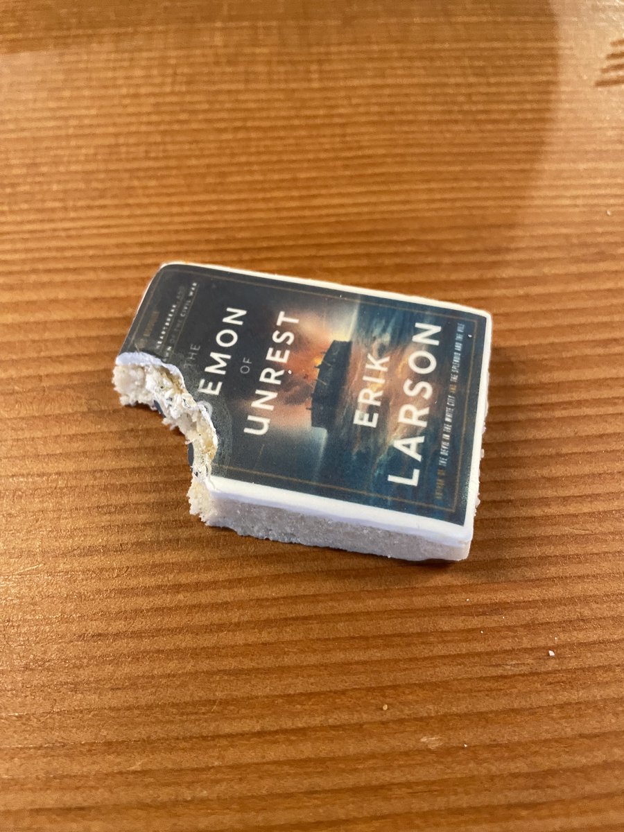Erik Larson tweet media