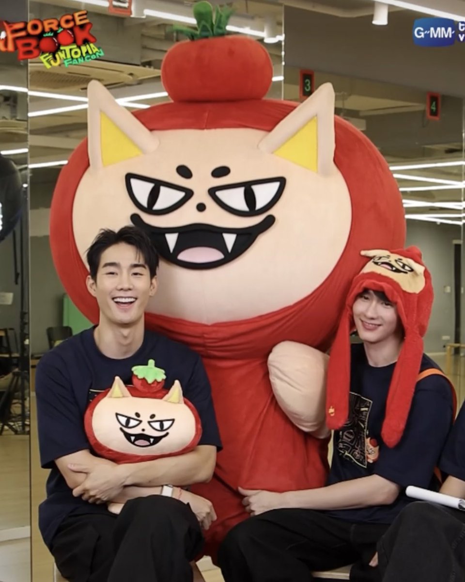 ไม่ใช่แค่นิสัยเหมือนหน้ายังเหมือนคุณน้า.... ไหนฟ้อกไหนป๊า ถอดกันออกมาเลย