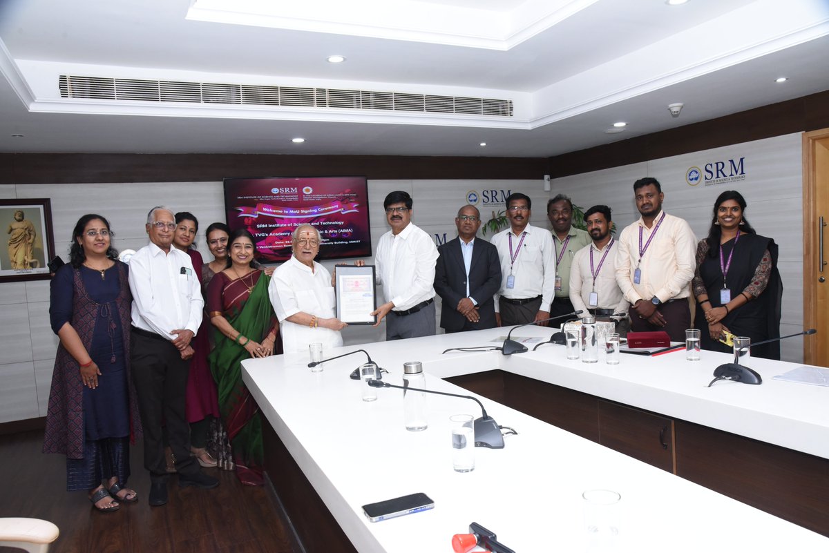 SRM_Univ's tweet image. The Faculty of Science and Humanities, #SRMIST-KTR signs a Memorandum of Understanding (#MoU) with Dr. TVG’s Academy of Indian Music and Arts (#AIMA), Chennai, to launch certified programmes in Indian music &amp;amp; dance.