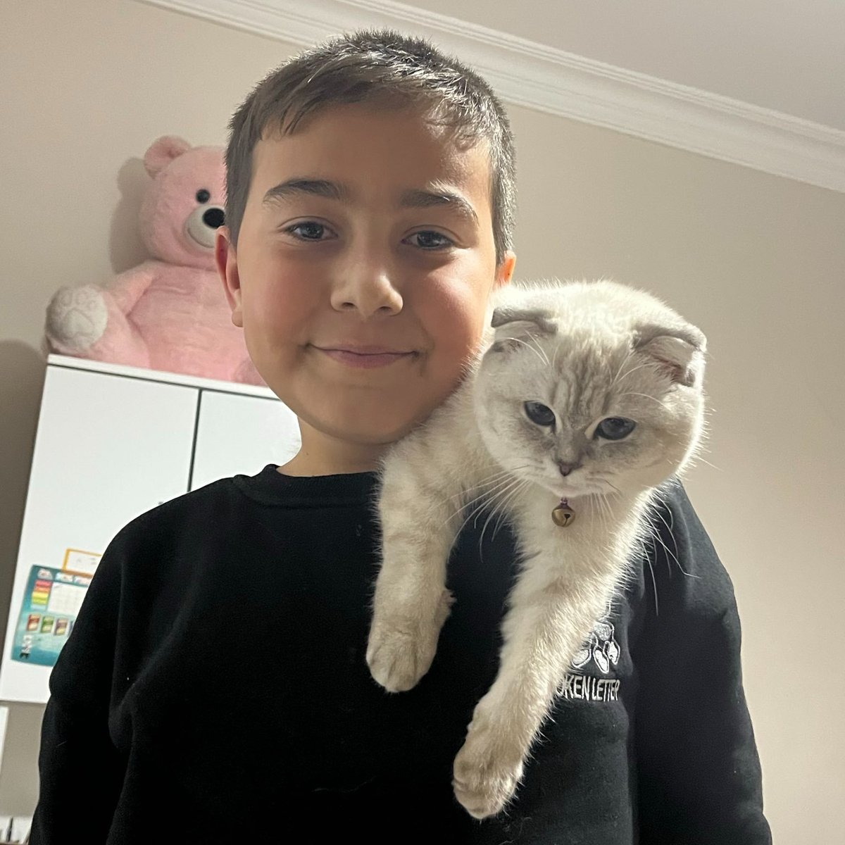 muhendisyenn's tweet photo. Dualarınızı eksik etmeyin. 

Kahramanmaraş’ta yaşanan okul saldırısında ağır yaralanan Mustafa Aslan'ın ablası:

"Mustafa Aslan, 7 gündür yoğun bakımda yaşam savaşı veriyor dualarınızı bekliyoruz." https://t.co/srUKN0GYPo