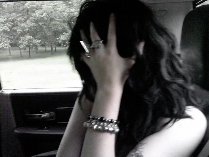 .˚𓏲♱ cove tweet media