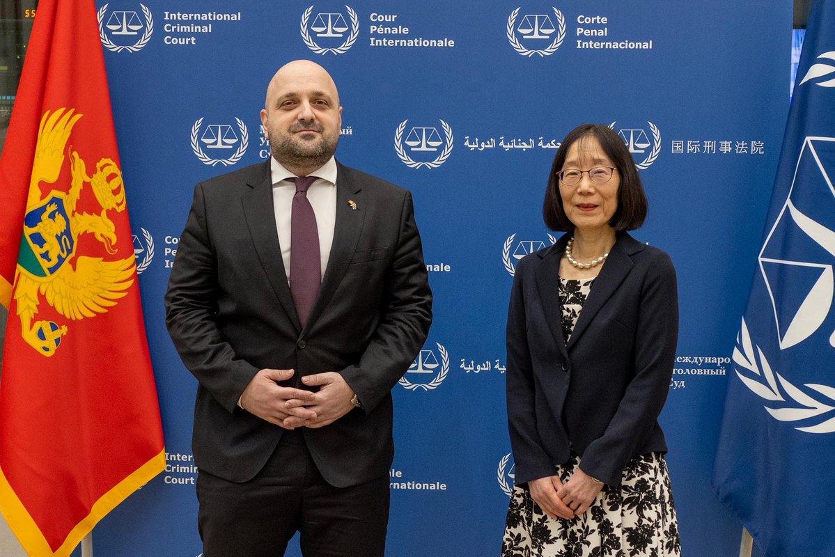 IntlCrimCourt's tweet image. 📷 #ICC President Judge Tomoko Akane and Registrar Osvaldo Zavala Giler met with the Minister of Justice of Montenegro, H.E. Mr Bojan Božović, during his official visit to the Court. #BuildingSupport @PravdaCG