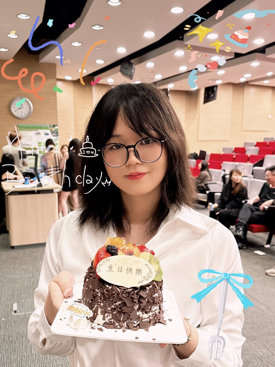 好好吃饭的小松子（清纯女大恋爱版） tweet media