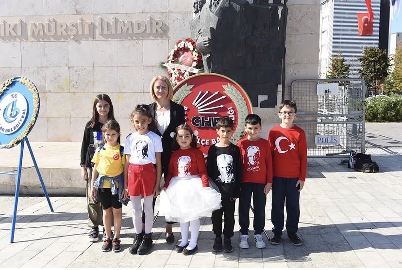 cevahir8593's tweet photo. 🇹🇷✨
Geleceğimizin teminatı olan çocuklarımızla, umutla ve gururla…

23 Nisan Ulusal Egemenlik ve Çocuk Bayramı kutlu olsun!
Gazi Mustafa Kemal Atatürk’ün çocuklara armağan ettiği bu anlamlı gün, bizlere hem bağımsızlığımızın değerini hem de yarınlara olan inancımızı hatırlatıyor.

Gözlerindeki ışık, yüzlerindeki gülümseme ile geleceğimizi aydınlatan tüm çocuklarımızın bayramı kutlu olsun.
Nice mutlu, özgür ve aydınlık yarınlara… 🇹🇷

#23Nisan #UlusalEgemenlik #ÇocukBayramı