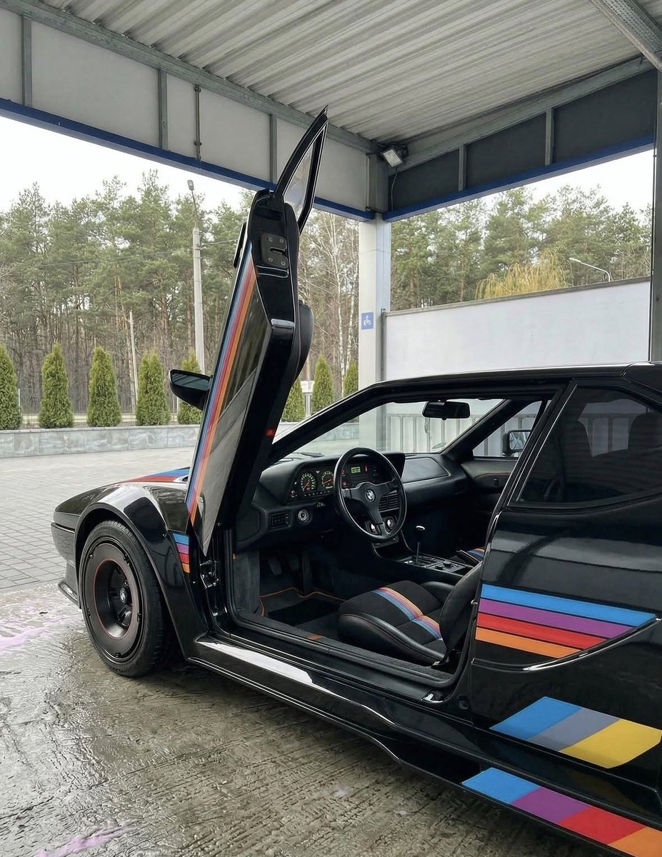 Car Grails tweet media