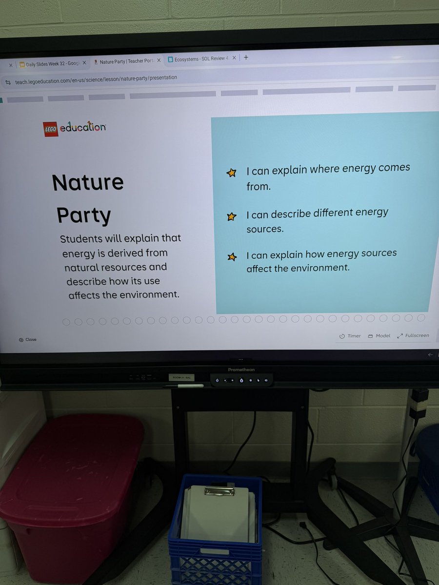 MrB04BBES's tweet photo. Another great Lego STEM science lesson, today’s connected with Earth Day too! Thanks again @LEF4LCPS for making this possible with my education grant. @BAL_Bluff_Tiger https://t.co/yPHLFMu1Uv