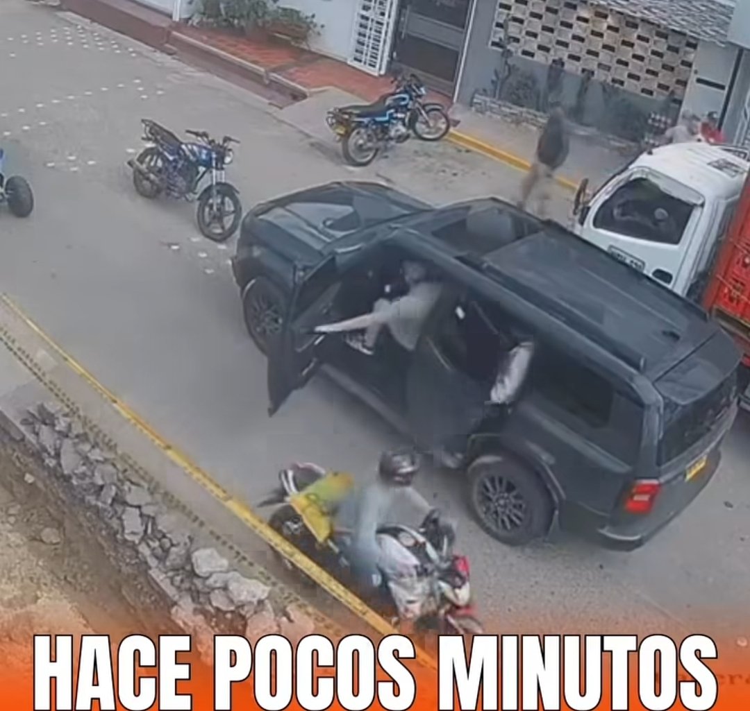 OlguinMayorgaP's tweet image. #ATENCIÓN Acaban de secuestrar al ingeniero Nadín Ortiz en #Ocaña, a 200 metros del Batallón del Ejército, en pleno restaurante #Boyacá, sobre la vía de entrada a la @ufpsocana. En el vehículo también iba su hermano Jhon Ortiz.