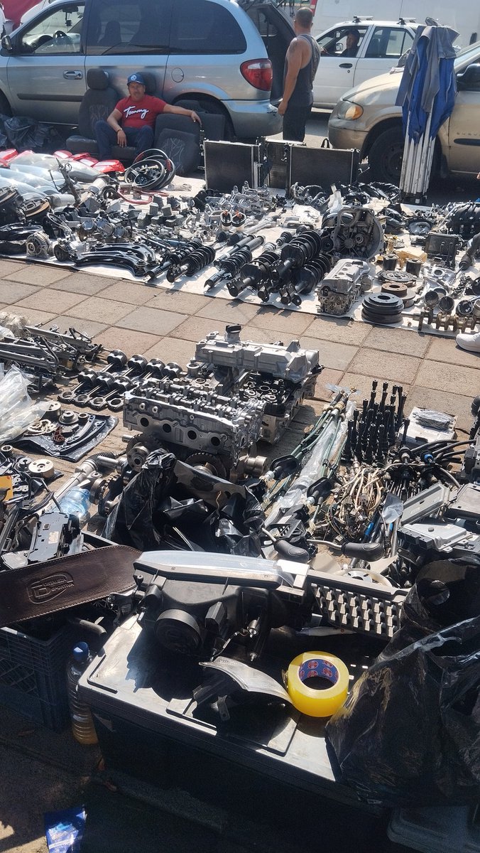 csargalagerock's tweet image. Camara @elwarpig !!!
Q generador de luz ocupas??
Para conseguirlo ahorita q andamos en el salado y escuchando #SalvameDiario. Saludos y q chido q ya están de vuelta @El_Gasper #SA🪖🫡