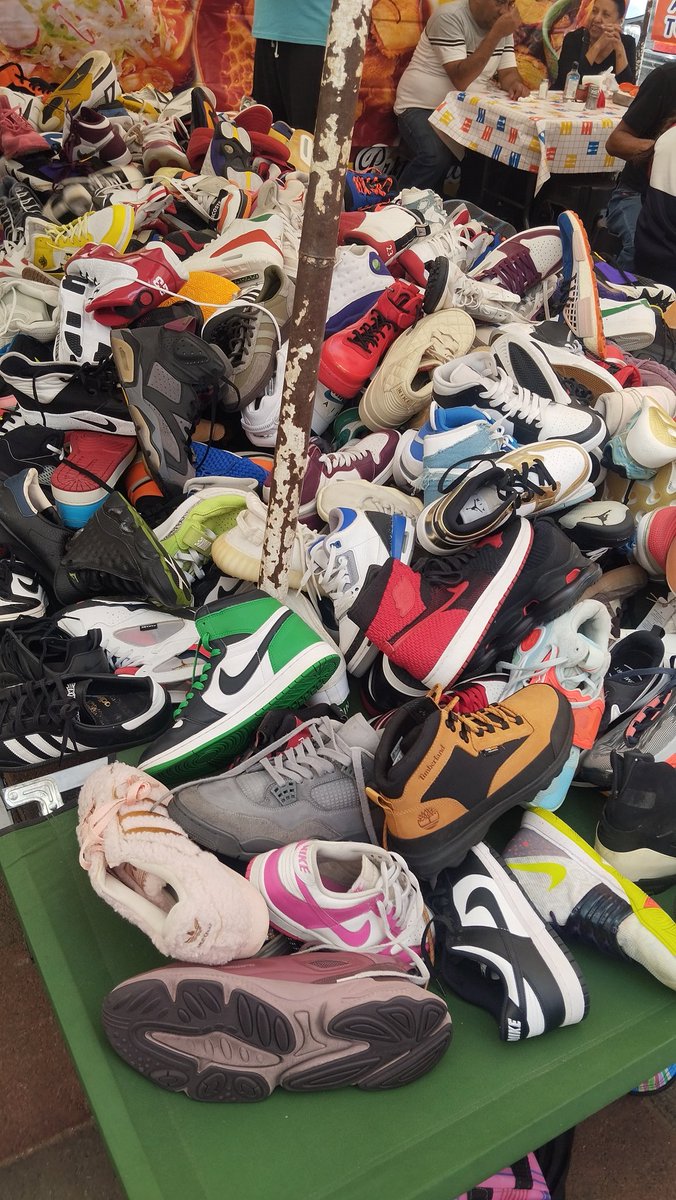 csargalagerock's tweet image. Camara @elwarpig !!!
Q generador de luz ocupas??
Para conseguirlo ahorita q andamos en el salado y escuchando #SalvameDiario. Saludos y q chido q ya están de vuelta @El_Gasper #SA🪖🫡