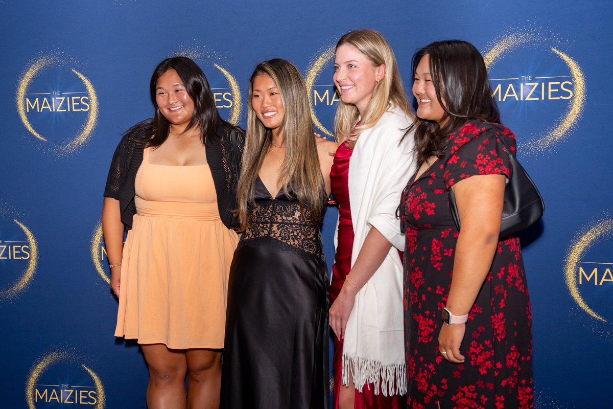 UMichWGolf's tweet image. We traded polos for glam and showed out for the Maizies ✨ Style, smiles and team spirit all in one night. 💙💛

The Maizies! » myumi.ch/y17P1

#GoBlue