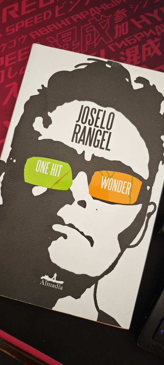 KID_A_OK's tweet image. @ruleiro @eltalcha Saludos al buen Joselo, se le aprecia mucho y es parte de una de las bandas más queridas de nuestras vidas. Firma Mi libro!!! Mi perro se llama Joselo.  #PoderosoTambiénEsCultura #Poderoso