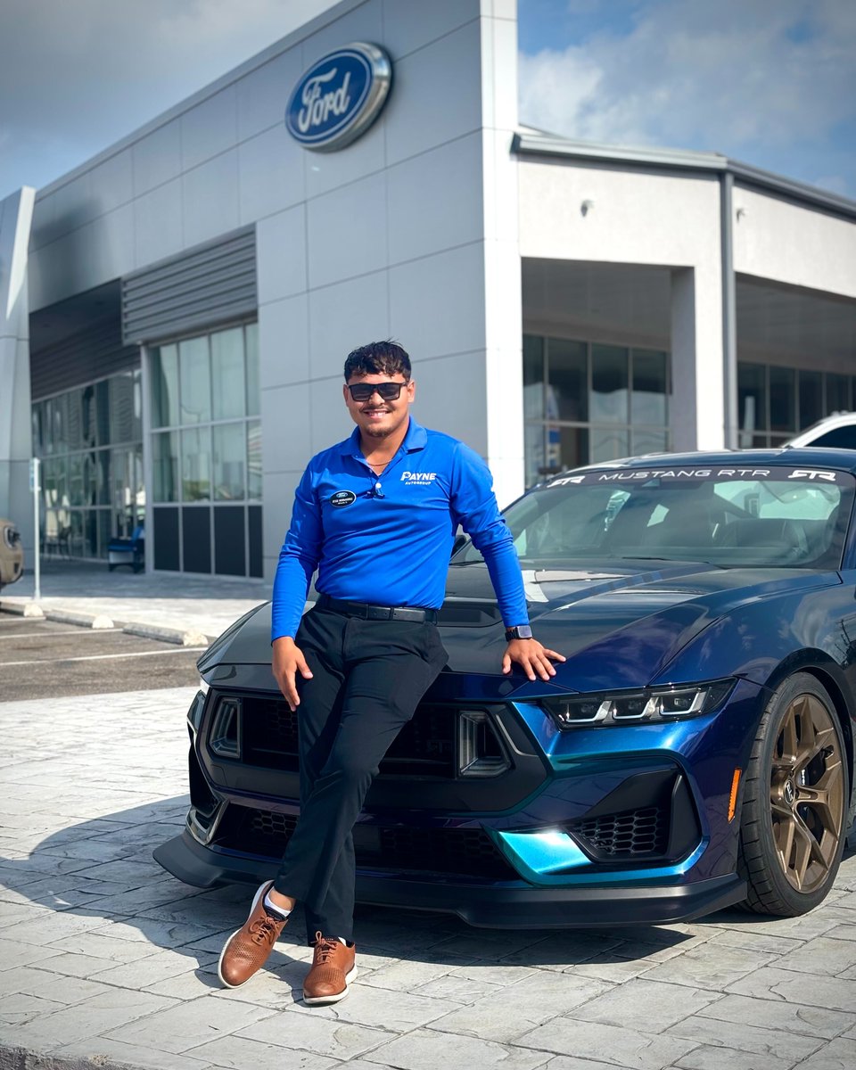 WeslacoFord's tweet image. Meet Jesse Hernandez 👋

Keeps it real. Keeps it simple.
Here to help you find the right ride—no stress 💙

Stop by &amp;amp; ask for Jesse 👇
🚗 weslacoford.com/inventory/new-…

📞 (956) 968-3151

#FordFriday #MeetTheTeam #PayneWeslacoFord