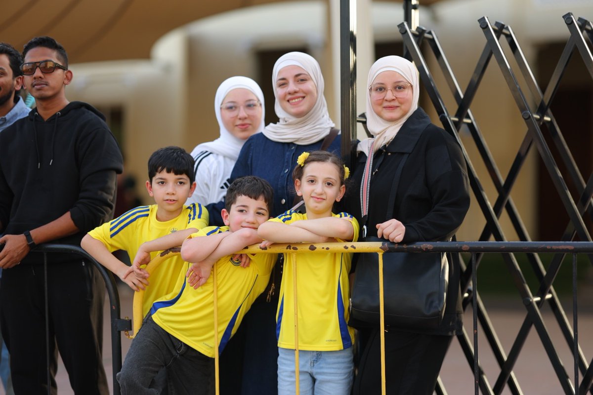 ChukwuDavid158's tweet image. Different faces. Different stories.
One love 💛
United by Al Nassr 🤝

#AlNassr #FanLove #Football
