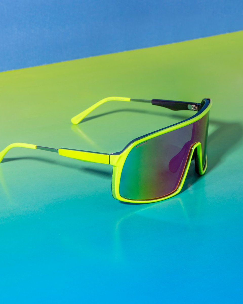 FosterGrantUSA's tweet photo. Good style should feel good in every way. 

These frames are made with recycled materials*-so you can look sharp and make a more thoughtful choice this Earth Day. 🌎

👓 Crushing on Fun 

#FosterGrant #Earthday https://t.co/rFPShMXoSZ