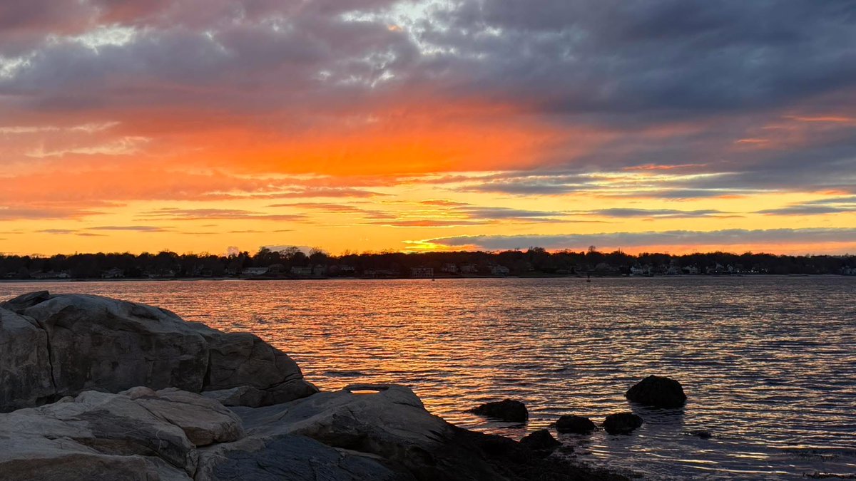 Tiffany95178533's tweet image. Wednesday Morning Sunrise.     
#Wednesdayvibe 😍 ☕️