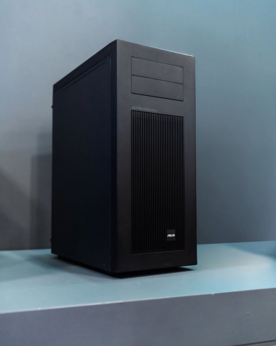 ASUS's tweet image. Come experience the #ASUS ExpertCenter Pro series live at #NABShow:

⚡️High-speed rendering
🎬Virtual production ready
💪🏻Built for the pros
 
Stop by our booth to test the power yourself 🖥️💪 at North Hall #N3032!  
asus.click/nab2026
 
#Workstation #PostProduction #NAB2026