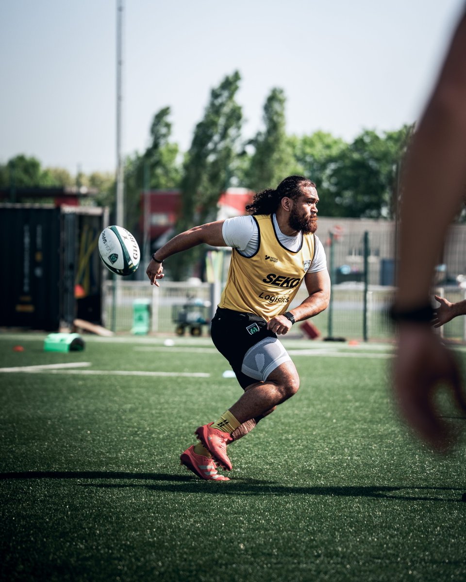 UsmSapiacRugby's tweet image. 𝙋𝙤𝙪𝙧𝙨𝙪𝙞𝙫𝙧𝙚 𝙡𝙚 𝙩𝙧𝙖𝙫𝙖𝙞𝙡 ! 💪

J-3 avant la réception du Racing 92 à Sapiac !

#AllezSapiac #GreenArmy #USMR92