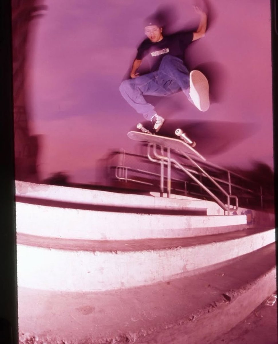 Daily Skate Clips tweet media