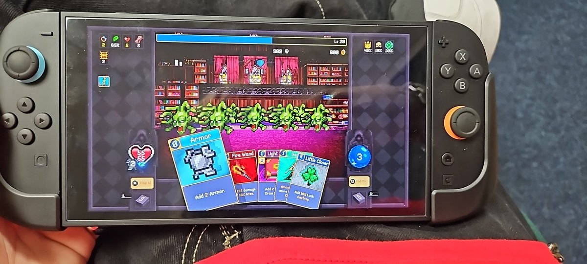 vvschazTwT's tweet photo. @poncle_vampire @MegaCrit anyway W game!! https://t.co/mdDfHttLLC