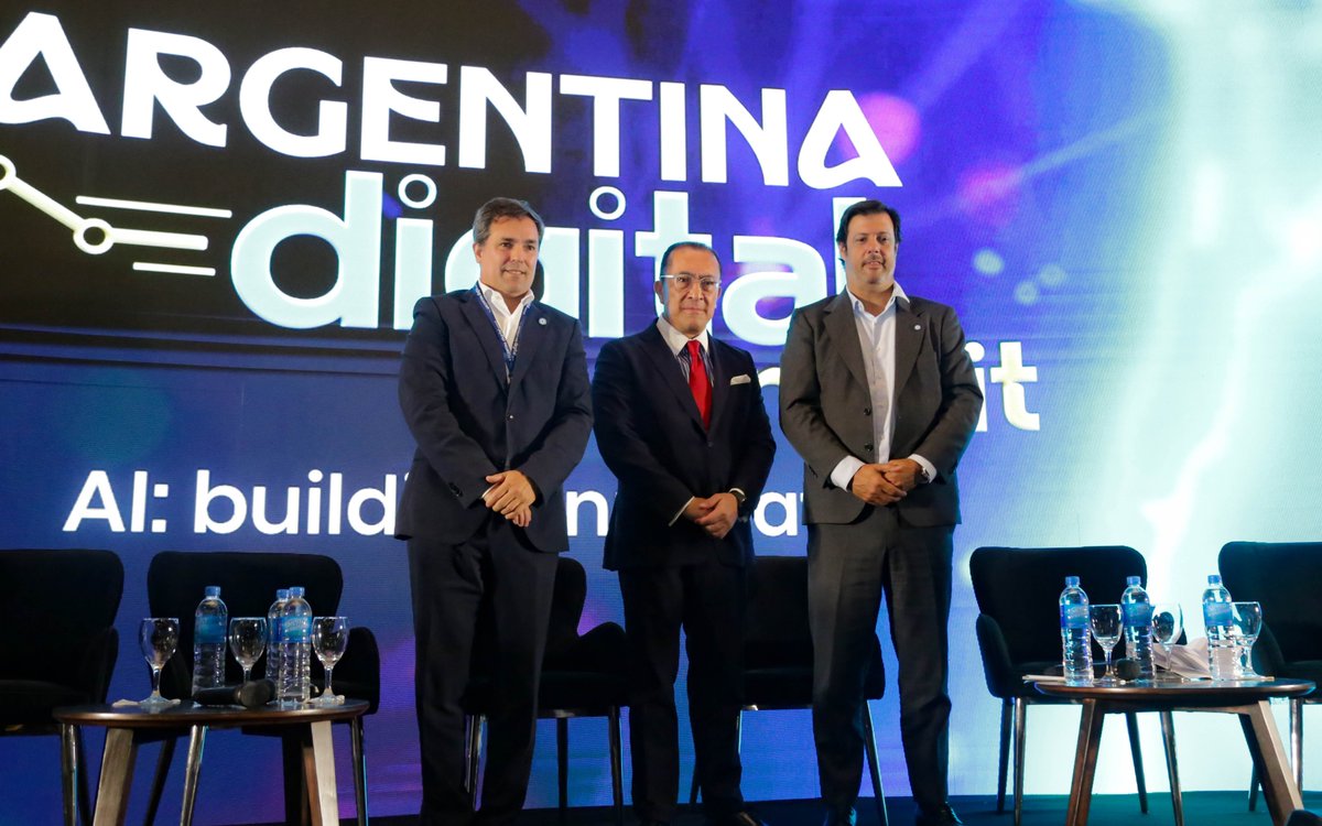 Darío Genua tweet media