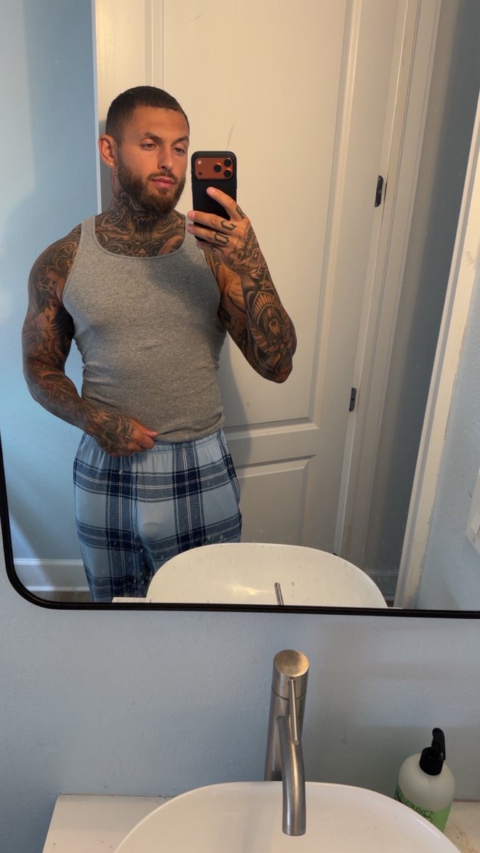 Tattydaddy tweet media