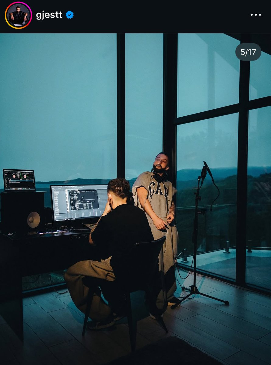 “Selin genjeu se nje here tha qe ka projekt e pastaj qe esht ne shpi” nderkohe Gimbo dhe gjesti nga studio qe kan ne shtepi 🤣🤣#bbvipal5 #selimbo