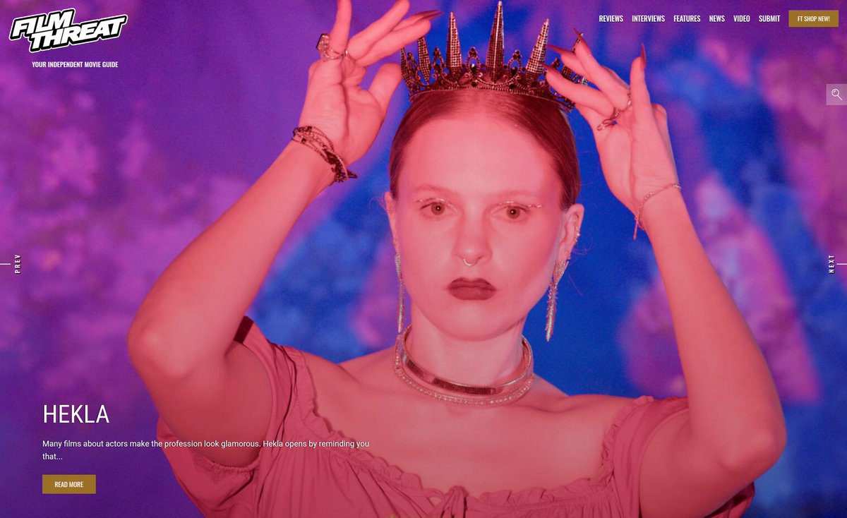 FilmThreat's tweet image. “…one moment Hekla is pitching herself for a commercial, the next she is preparing a theatrical monologue…” Tom Atkinson on the performative nature of Hekla.
filmthreat.com/reviews/hekla/ #SupportIndieFilm #Helka #Comedy