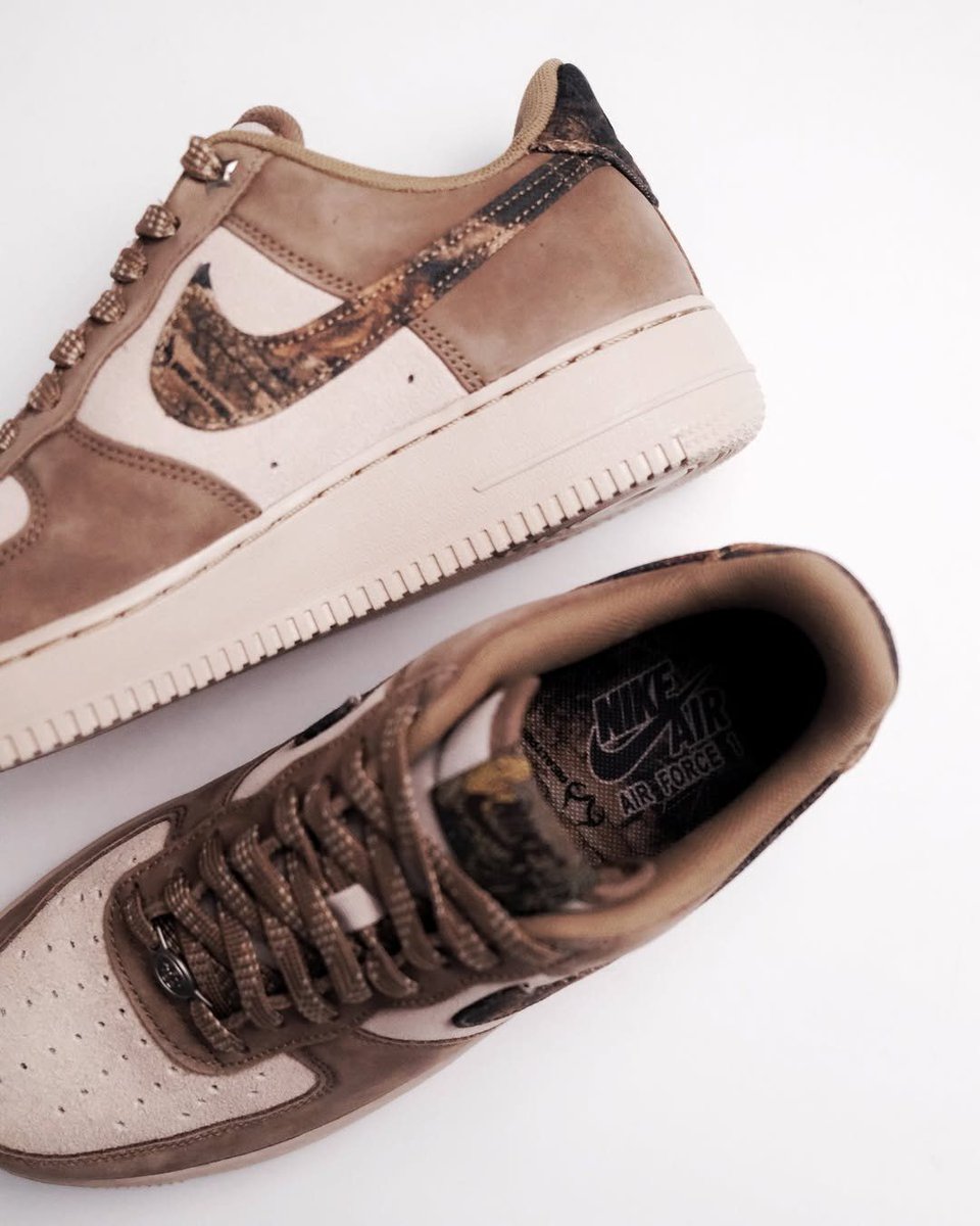 JustFreshKicks tweet media