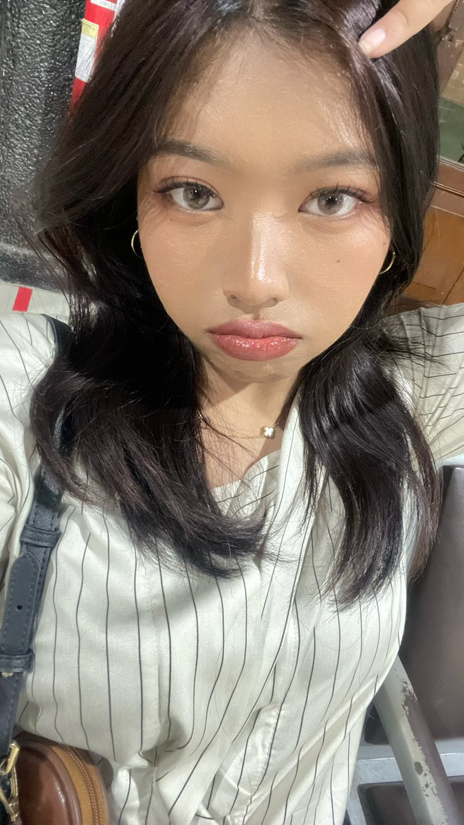 veve 🧚🏻‍♀️ tweet media