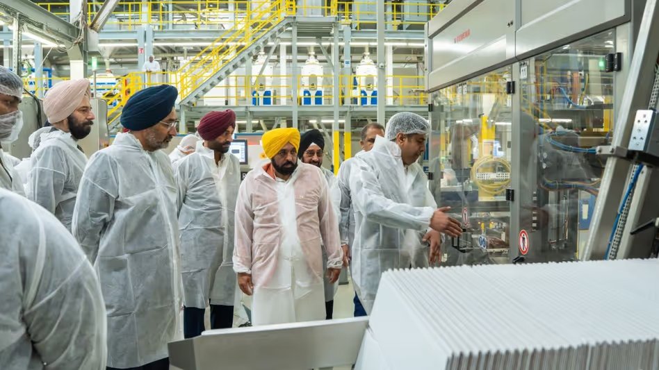 GoodNewsToday's tweet image. किसानों के लिए खुशखबरी... फसली विविधता को बढ़ावा देने के लिए पंजाब में बनेगा बासमती का ‘सेंटर ऑफ एक्सीलेंस’ 

#Punjab #Farmers #partnership 

पूरी खबर पढ़ें: tinyurl.com/y3exxsau