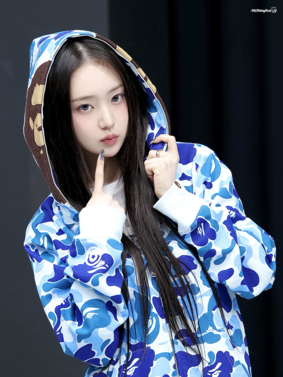 HiKittySol tweet media