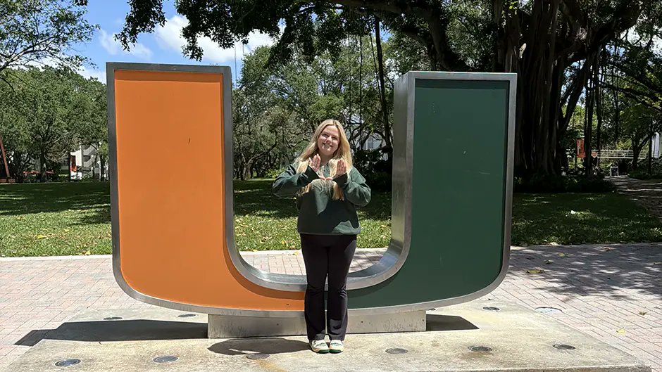 UMiamiBusiness's tweet photo. First rocket launch. First crewed lunar mission in 50+ years. And she helped make it happen. 🚀

Sophia Cicerchia is an aerospace finance professional AND a @univmiami Online MBA student. She's doing both at the same time, without slowing down. 

More: https://t.co/wX0zXVMcZk https://t.co/xZFTPz2iMK