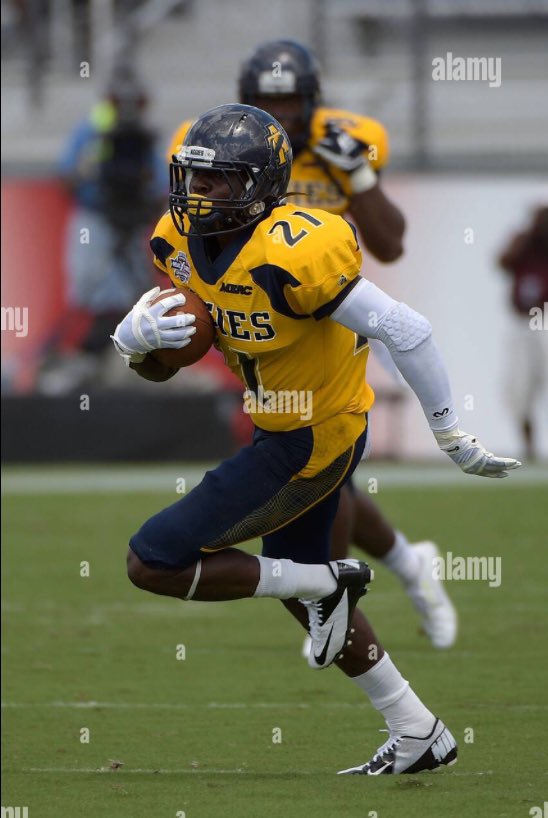 KelvionManning's tweet photo. After I great conversation with @CoachMcRae21 im blessed to receive my first offer from @NCATFootball 🙏🙏

#AGTG🙏

@CoachRoller5 
@coachwillclark 
@LPJ1980 
@jshu15 
@BYDEFENSE 
@Dillon_Football 
@peedeesportss https://t.co/jShD6Shbg5