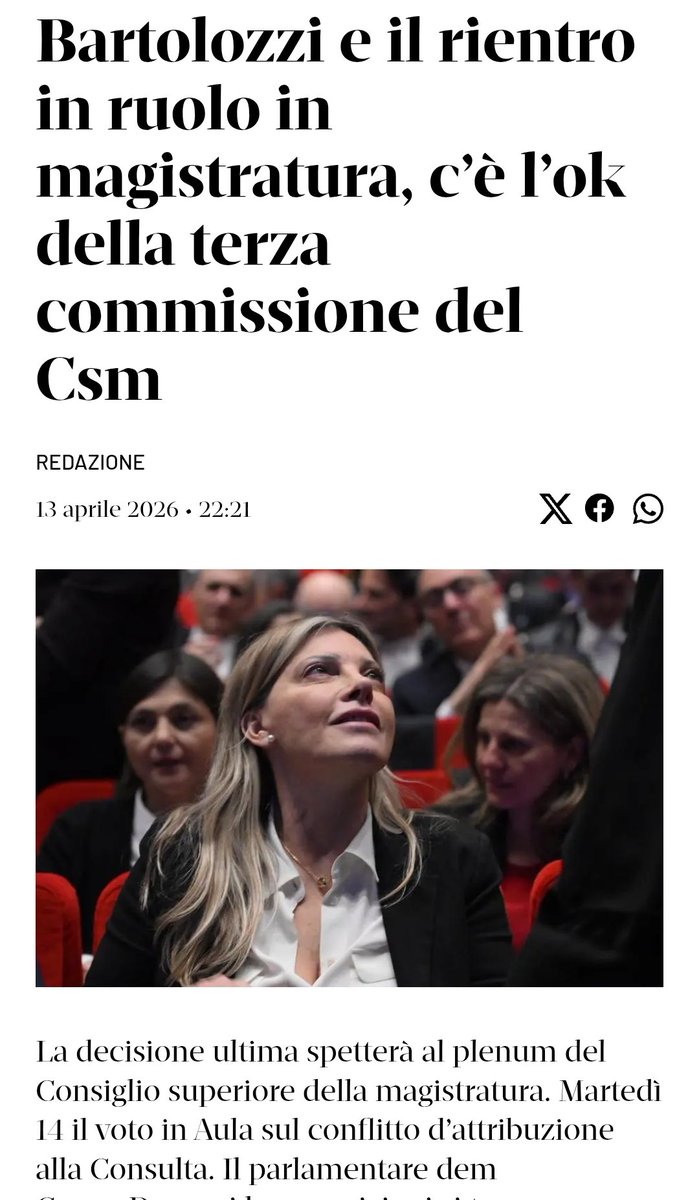 “Se vince il no scappo dall’Italia”, disse Bartolozzi.

niente fuga, meglio rientrare nel plotone di esecuzione come magistrata