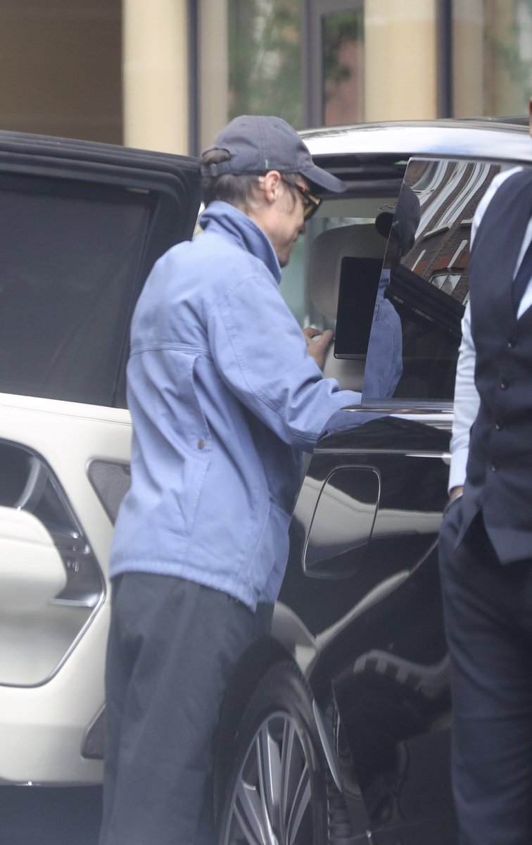 HS Candids tweet media