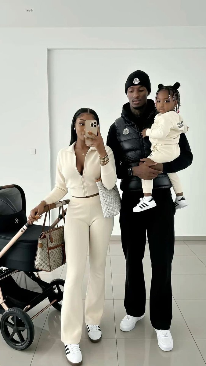 Idc idc idc outside getting boring, I’m ready for my little famILY🧑‍🧑‍🧒💛🥹