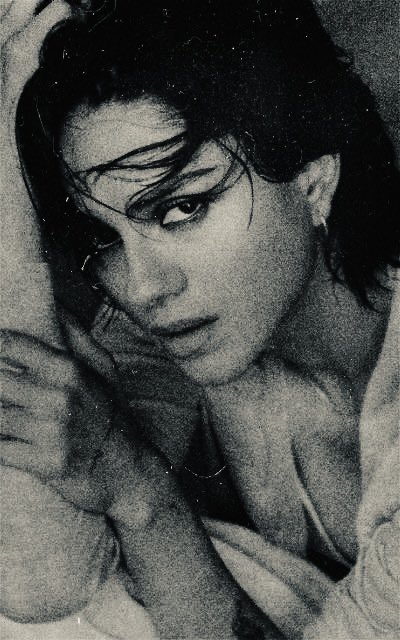 𝑺𝑼𝑷𝑬𝑹𝑮𝑰𝑹𝑳 tweet media