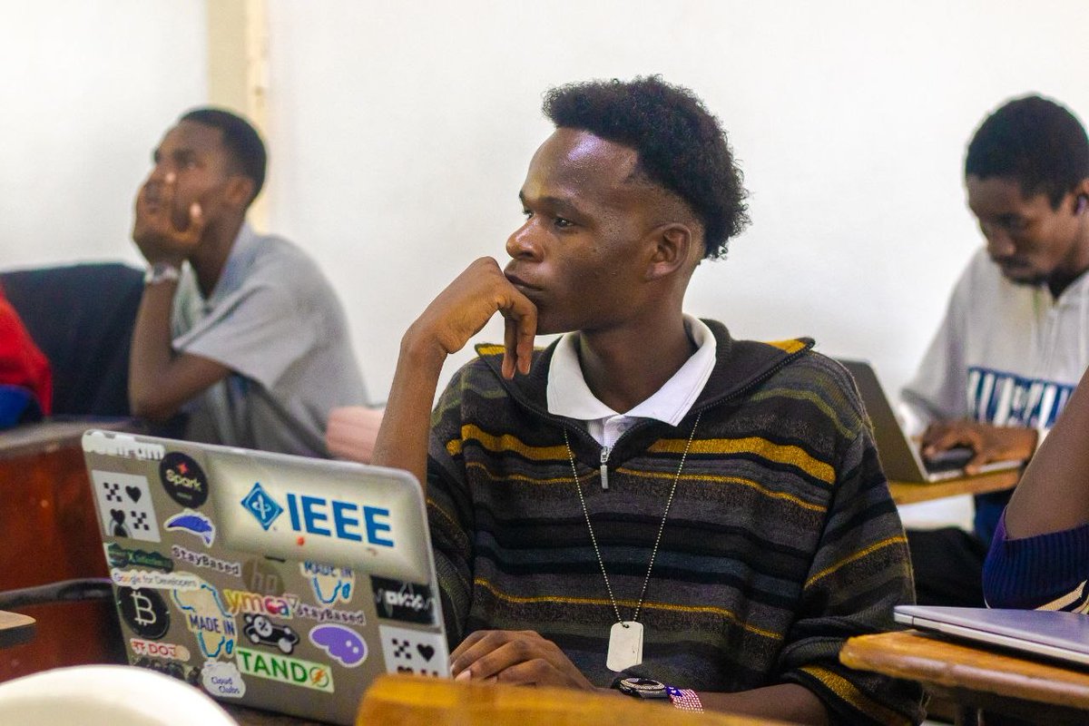 craesol's tweet photo. Cheers to our Explorers in Kenya! Crypter led an incredible workshop that brought together 45 movers at the Technical University of Mombasa. 

East Africa is on the move,  LFG! 🌍🚀 https://t.co/bFaWLEVEZt