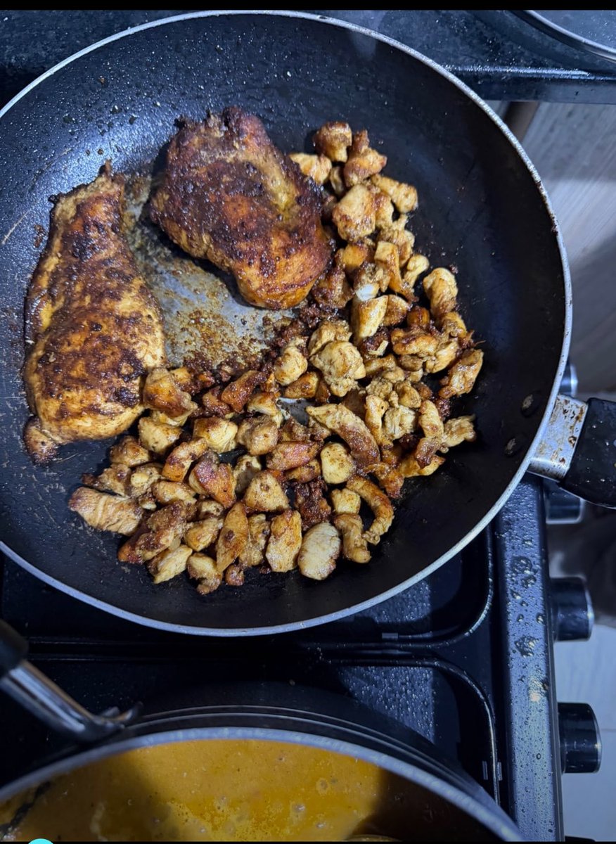 Kenyaan_coco tweet media