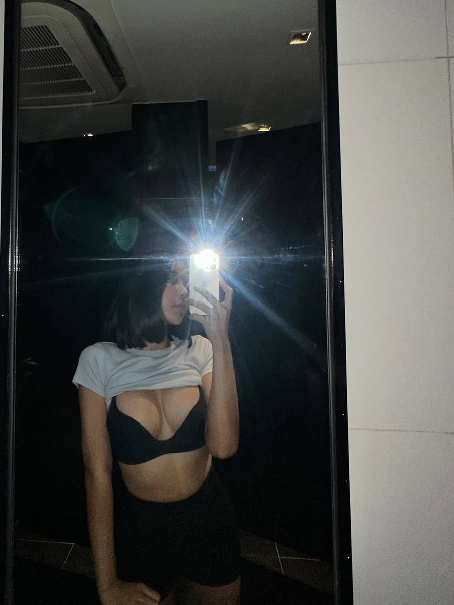 มุมดำ🖤 tweet media