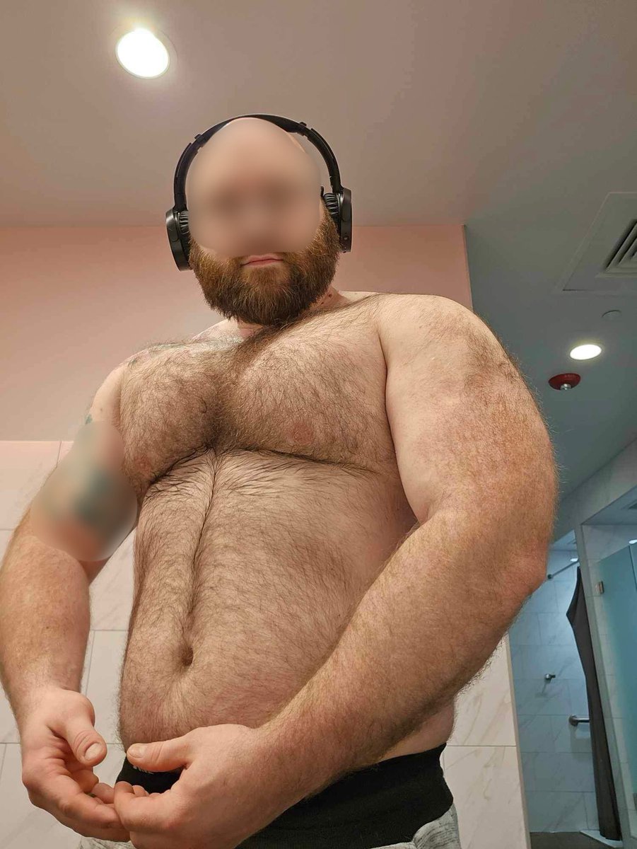 TheDumpyDaddy tweet media