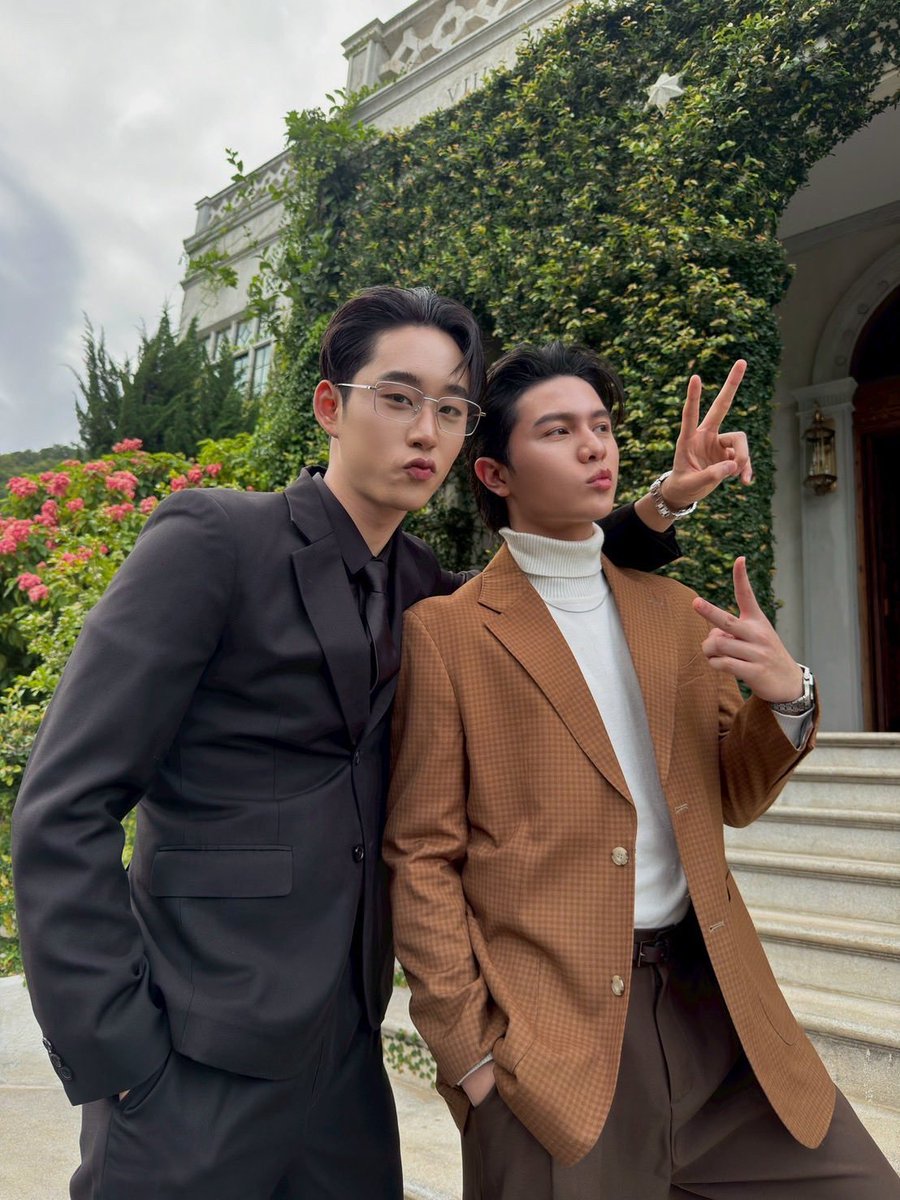 lattesipper's tweet photo. not just thamepo, now we have romemok and deanmoth🤧❤️‍🔥

WILLAMEST 2ND JOURNEY
#WilliamEst2ndAnniversary 
꒰ #WilliamEst #วิลเลี่ยมเอส ꒱ https://t.co/mcMWJu7Vaw