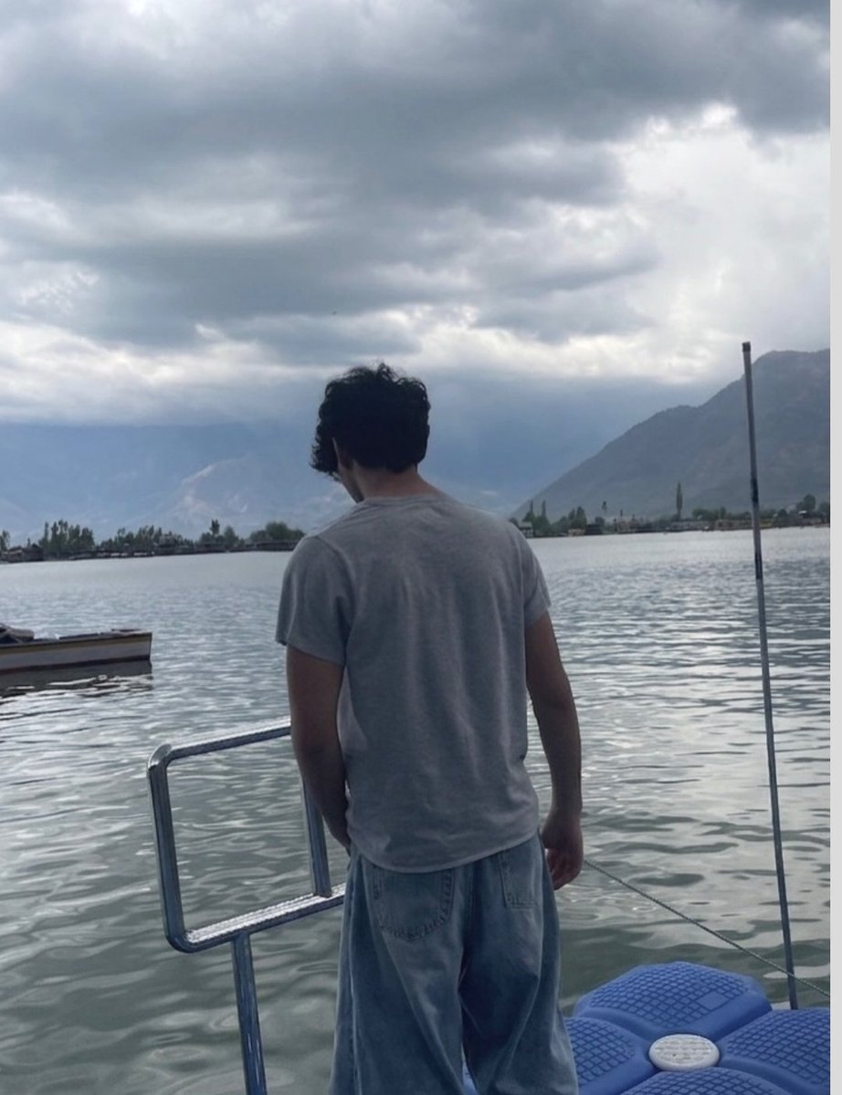 ZAINHAYAT33's tweet image. I'm still cold .
#viral #post #explore