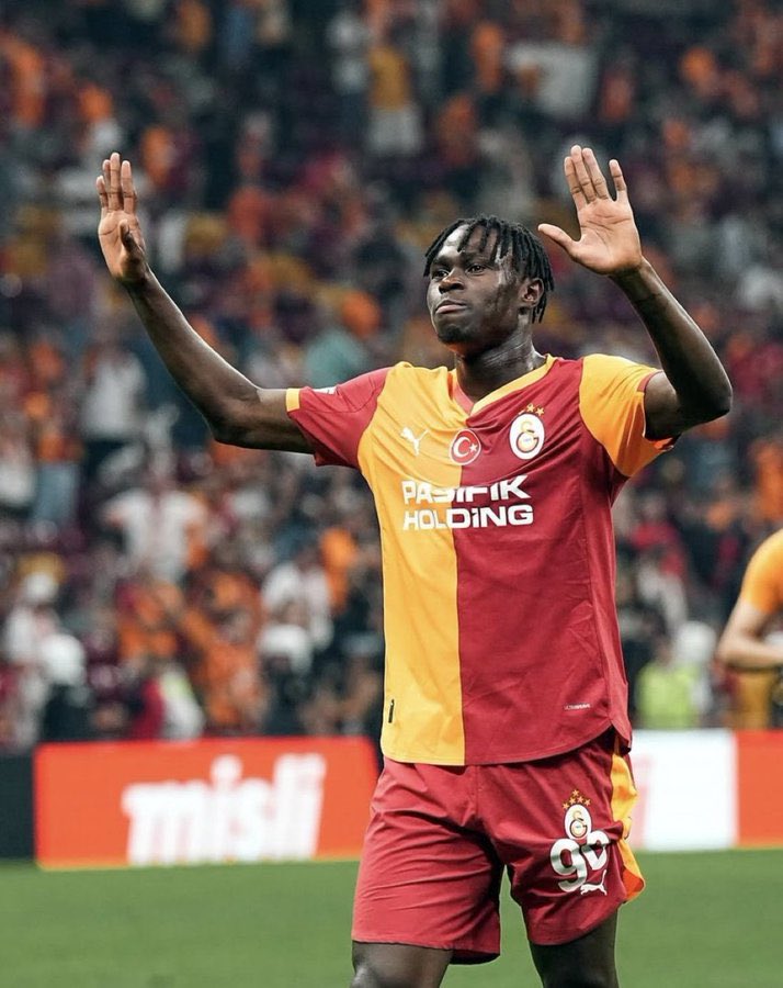 𝐄𝐑𝐃𝐄𝐌 tweet media