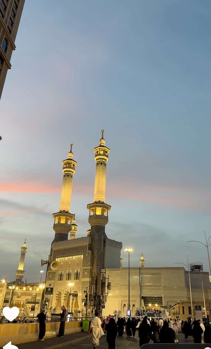 7ilx5l's tweet photo. والله تو مانور مكه الله يتقبل🥺❤️ https://t.co/uYh9MYHyYb