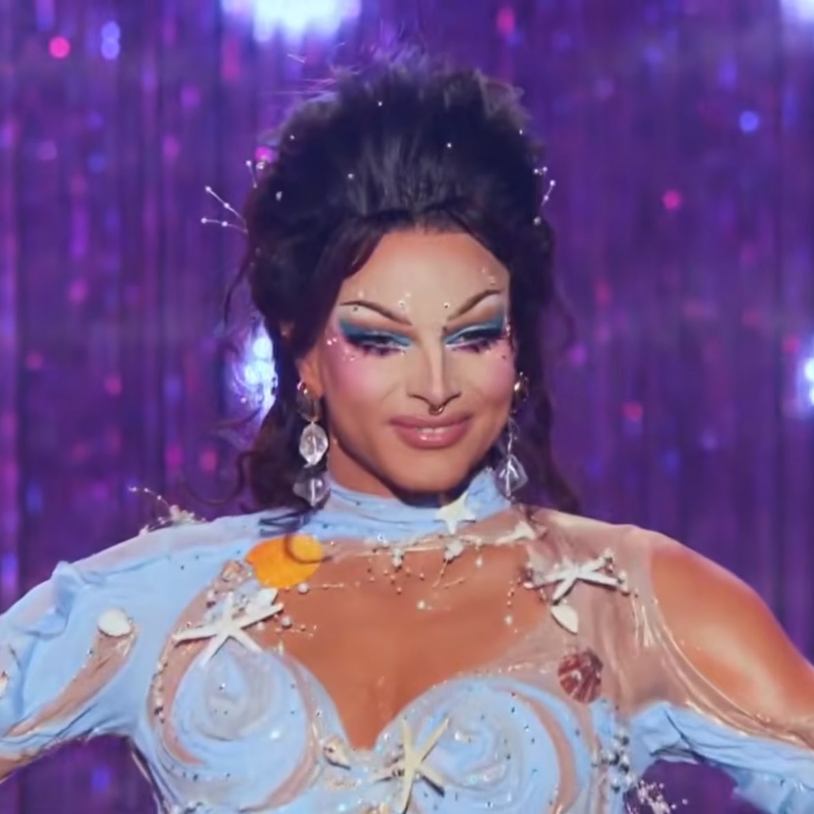 untchapurneur's tweet image. GAGGGGGG #DragRace